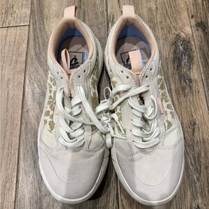Vans Ultrarange Exo SE Groovy Floral Khaki Womens 7.5